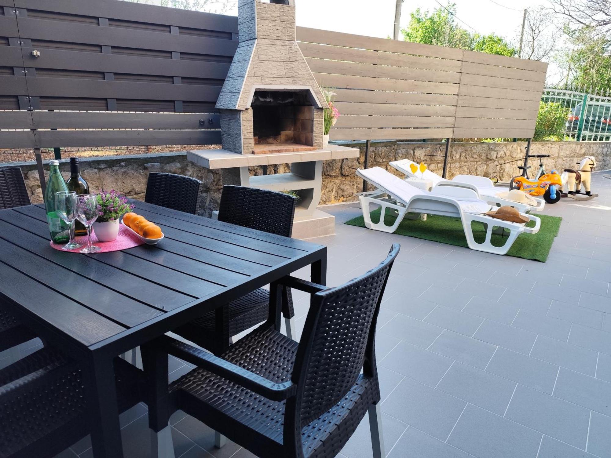 Apartman Nino Rijeka Exterior foto